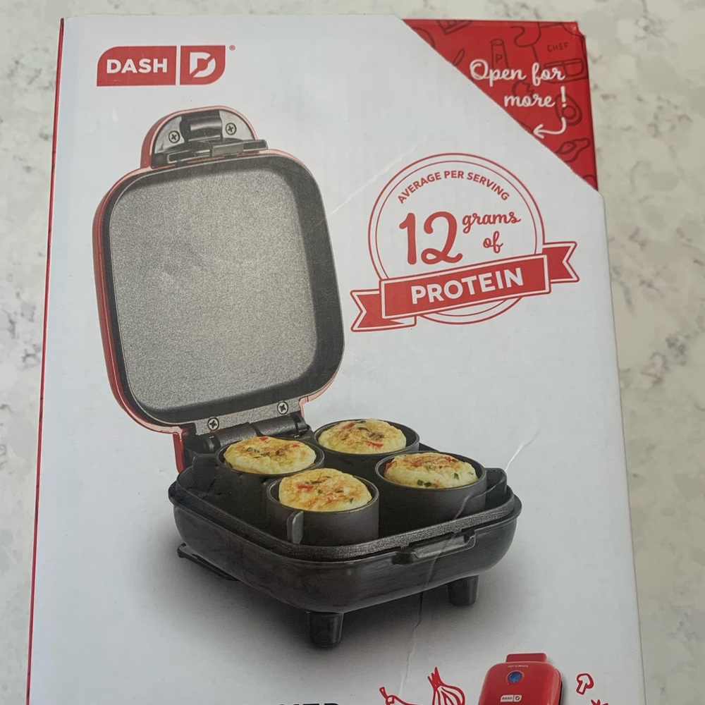 Dash Egg, bite maker, new in original box